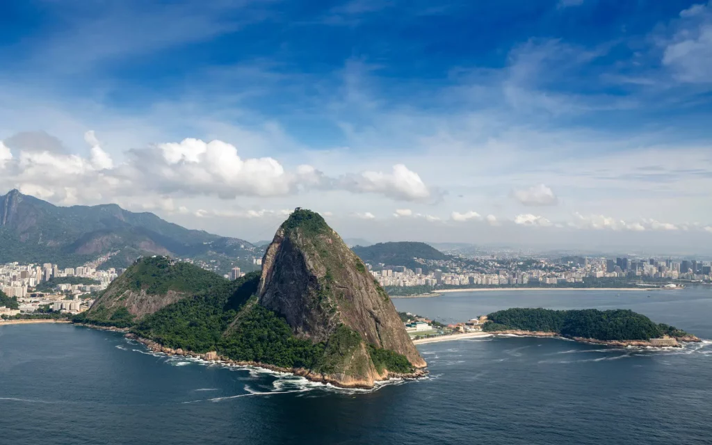 Pão de Açúcar, atração turística localizada no Rio de Janeiro.